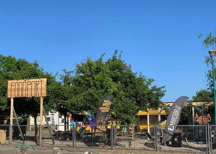 Camping Przyczepa Foremka W Molo Surf Jastarnia